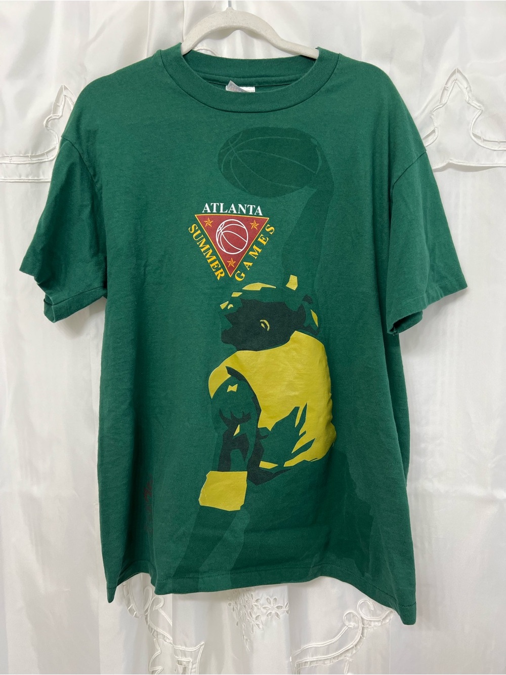 Vintage 1996 Atlanta Summer Games Basketball Graphic T-Shirt USA Made Green Size